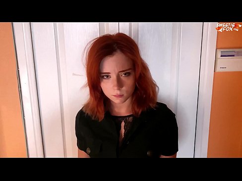 ❤️ Segurtasun zaindariak emakume polita zigortu zuen dendak lapurtzeagatik - Ahoan esperma ❤️❌ Azal pornoa gugan ☑