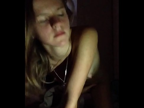 ❤️ Neska bat masturbatzen da eta cums ❤️❌ Azal pornoa gugan ☑