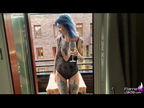 ❤️ Neska Ikaragarria trago batez zurrupatzen eta zeru zabalean sutsuki izorratzen ❤️❌ Azal pornoa gugan ☑